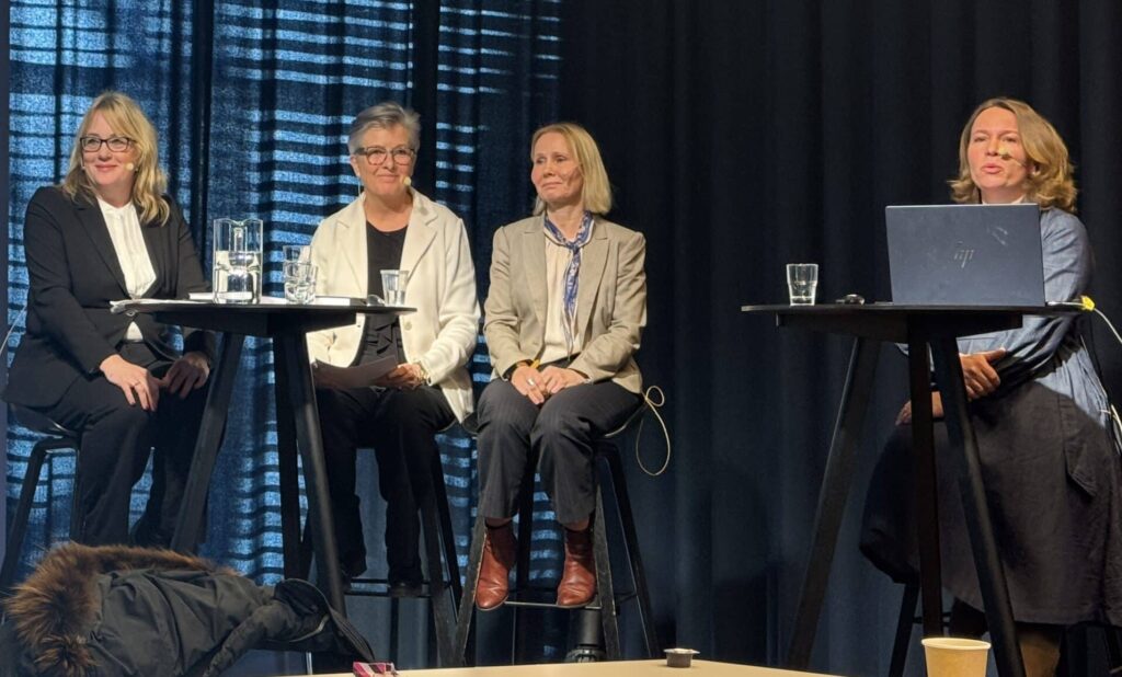 Panelet diskuterte den nye boken fra Trude Furunes